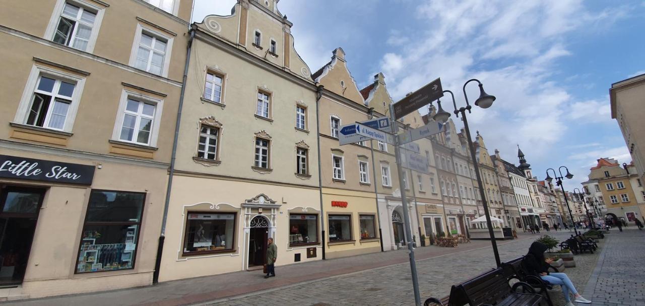Inny Apartament Rynek 오폴레 외부 사진